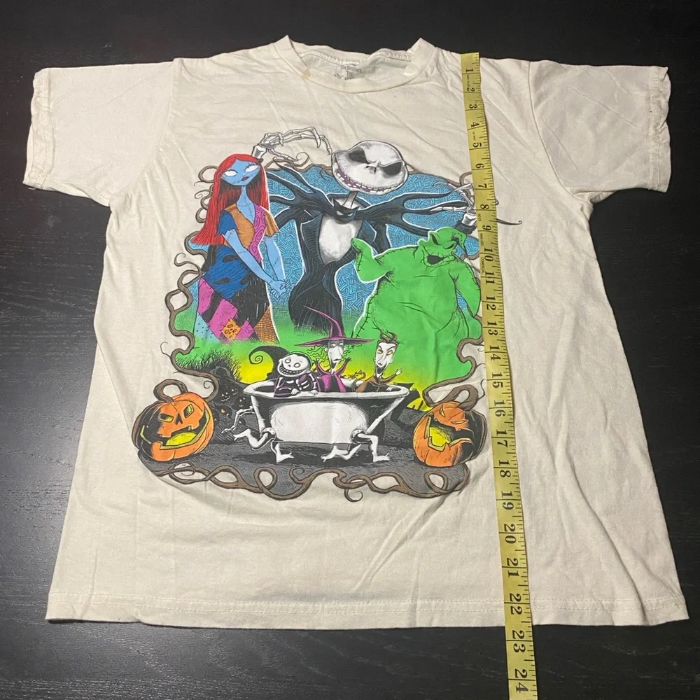 Disney Nightmare Before Christmas Graphic Cream Tee size S - Picture 6 of 7